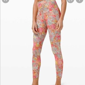 Lululemon Align Pant 25"
Inflorescence Multi